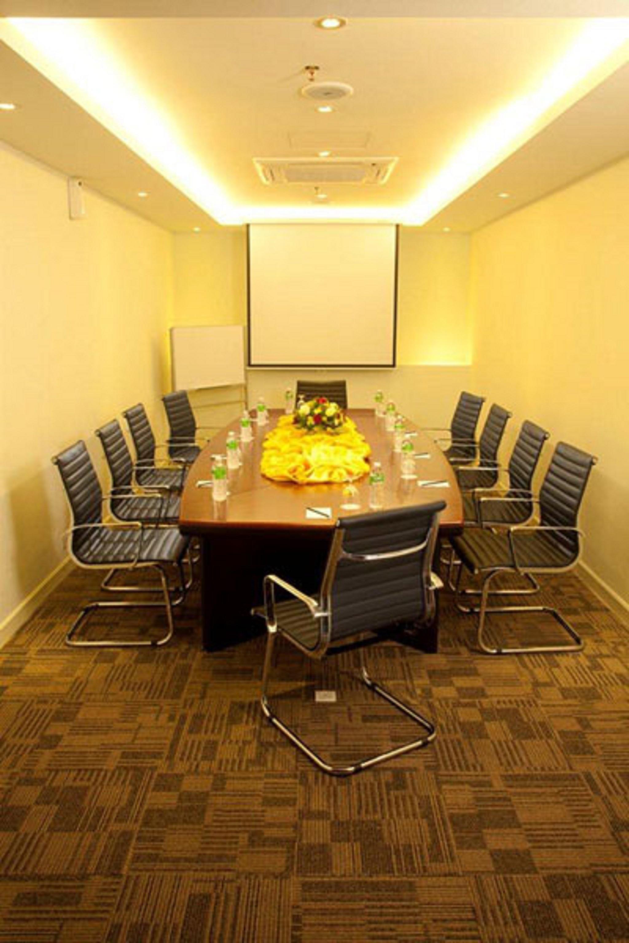 Sentral @ Centre Hotel