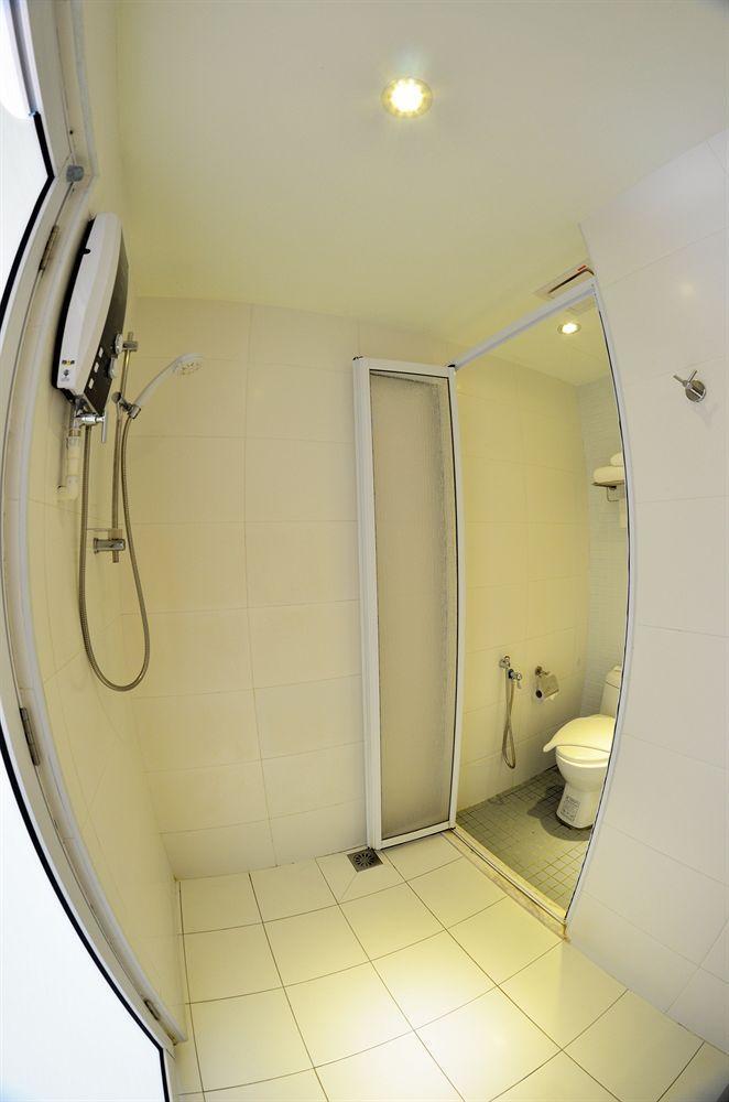 Sentral @ Centre Hotel 3*