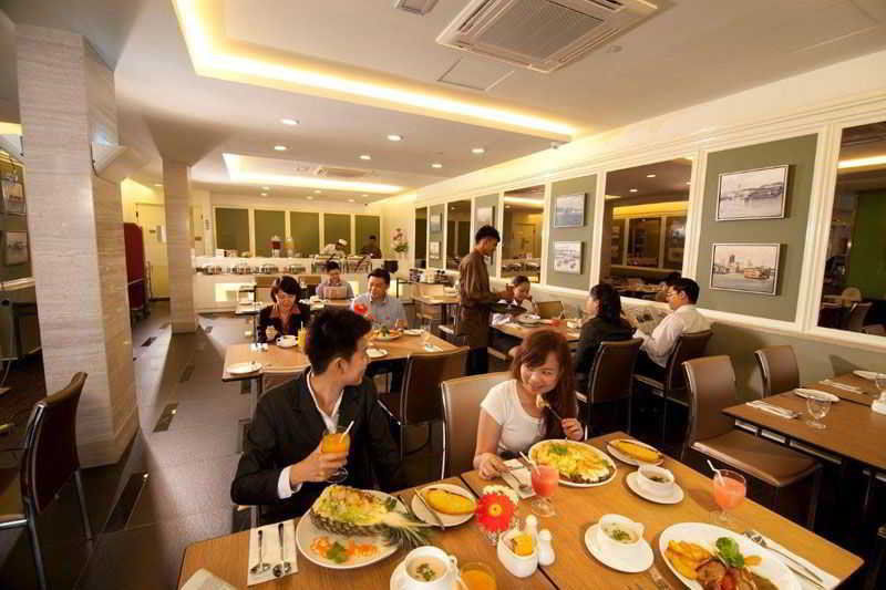 Sentral @ Centre Hotel 3*